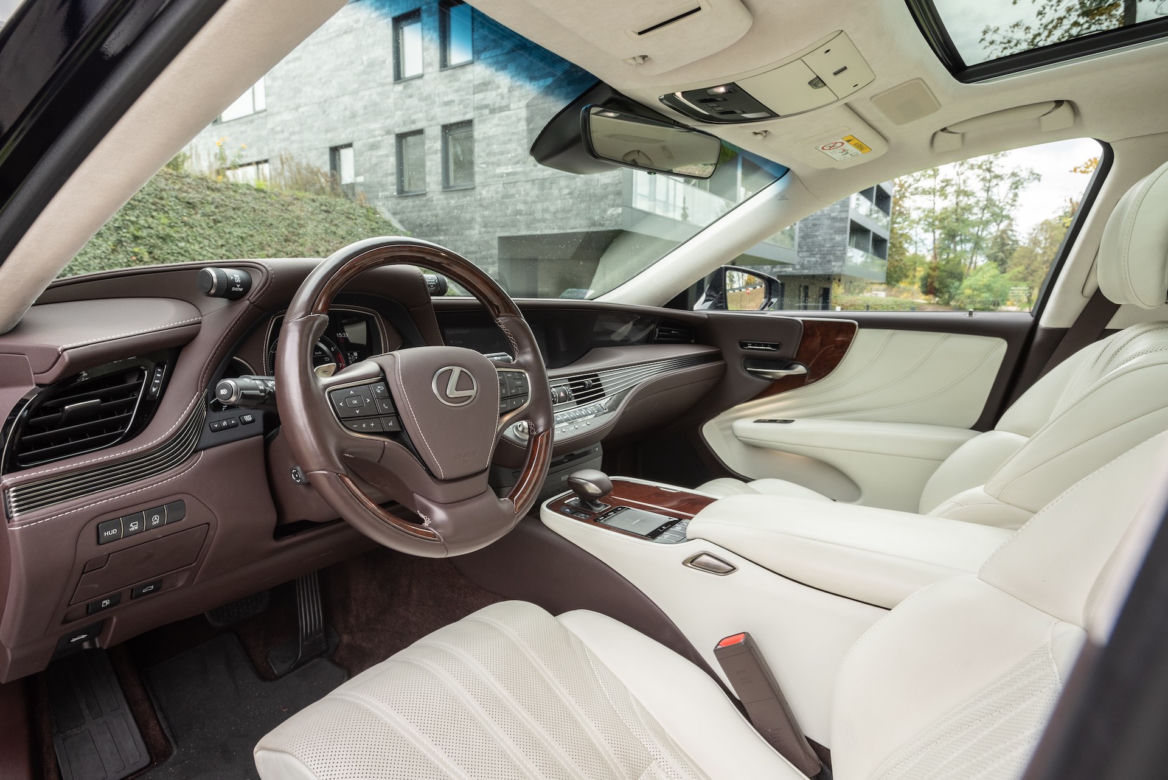 Lexus LS 500 Omotenashi 3.5 V6 417 KM