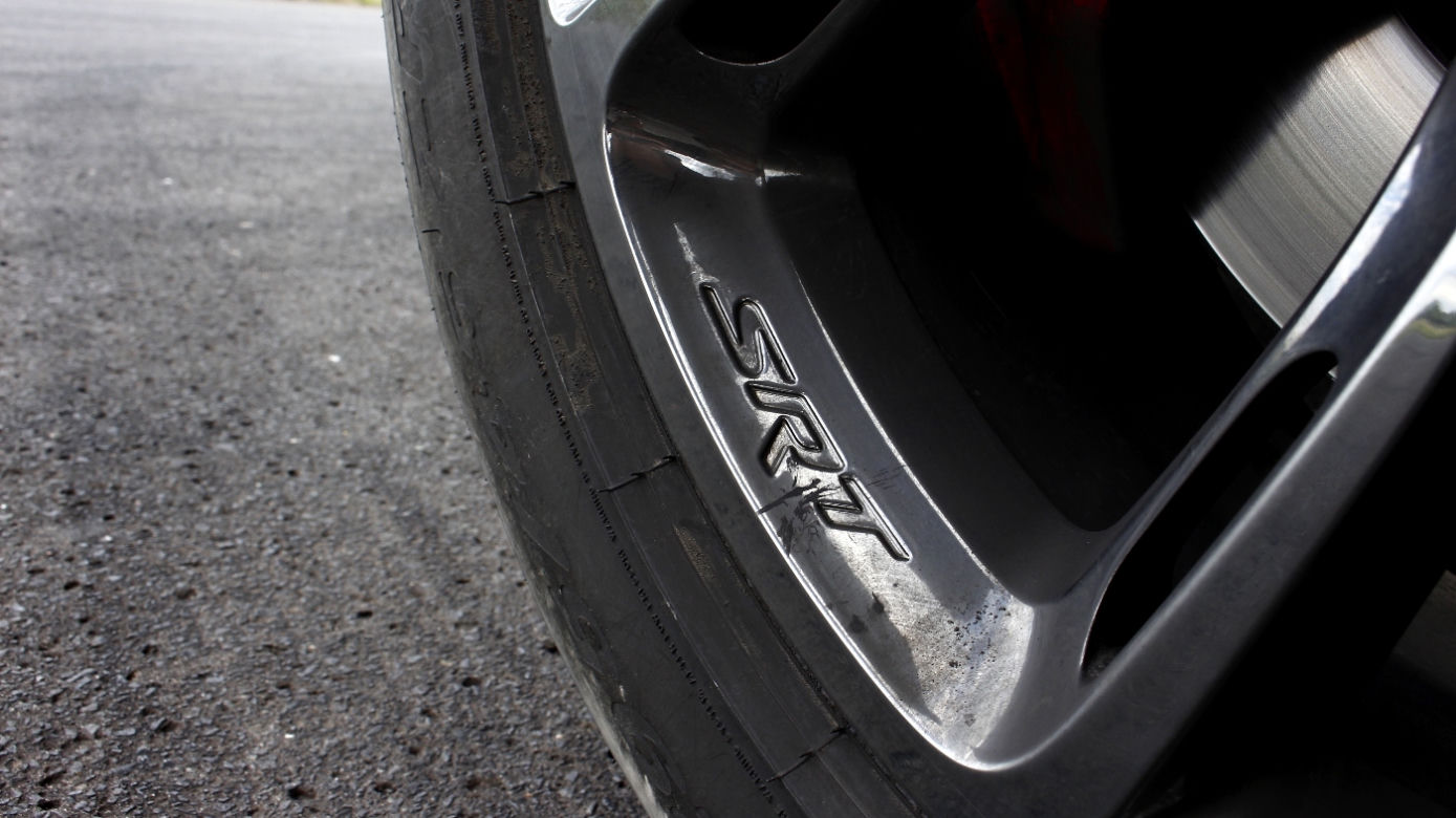 Jeep Grand Cherokee SRT 6.4 V8 HEMI