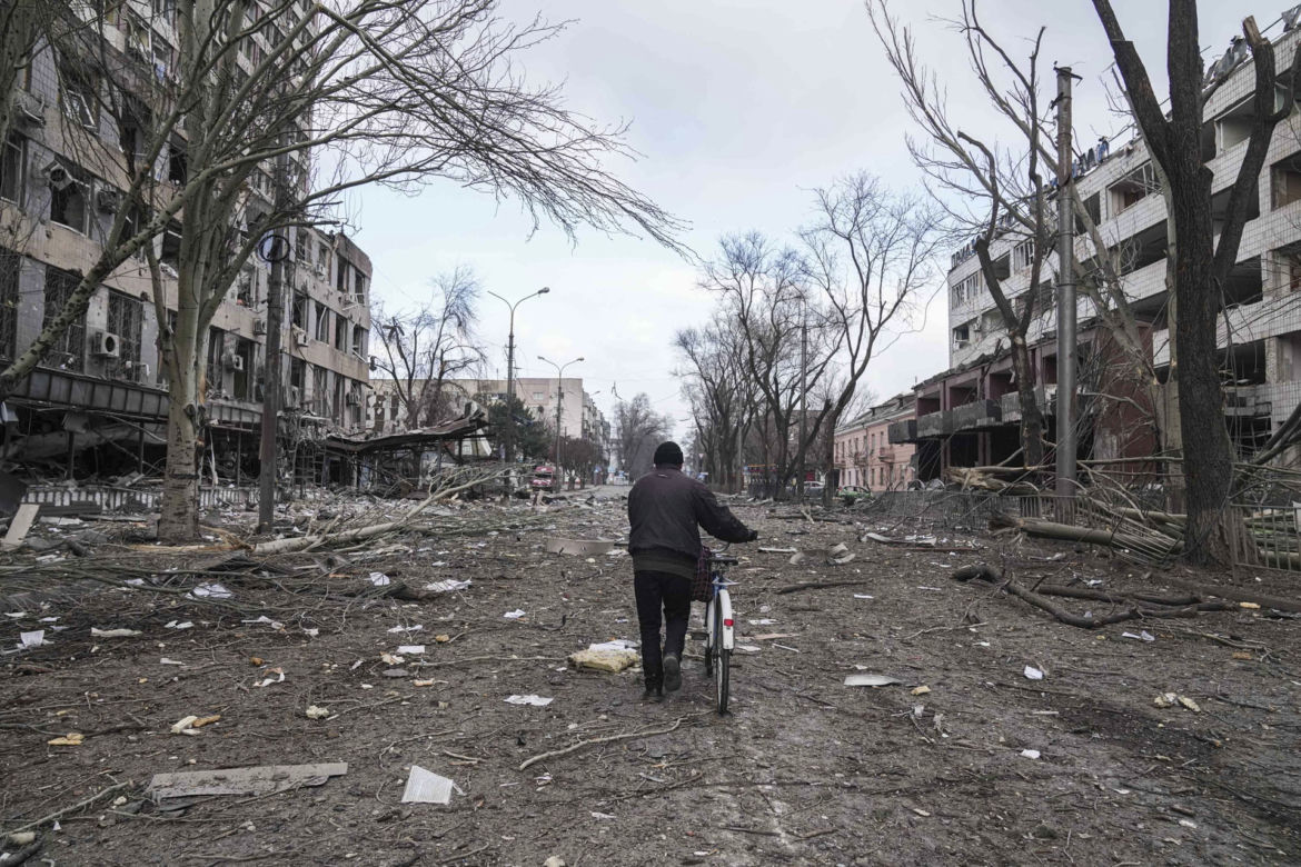 Ukraina. Życie w zniszczonym Mariupolu