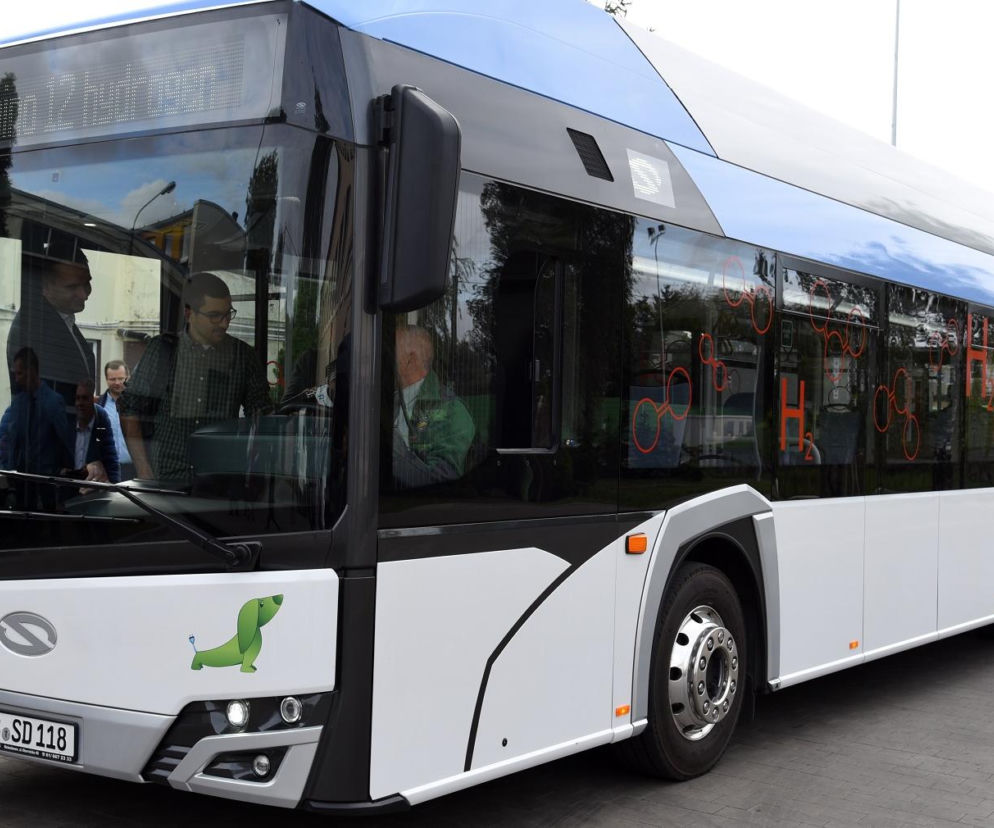 Poznań: Po raz pierwszy w Polsce zaprezentowano autobus wodorowy. Jest w pełni ekologiczny!