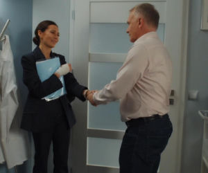 M jak miłość odc. 1914. Artur Rogowski (Robert Moskwa), Joanna (Dominika Sakowicz)