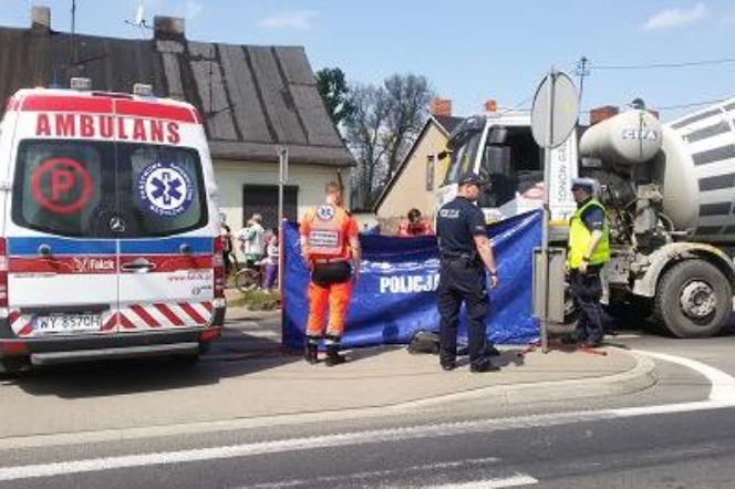 Śmiertelny wypadek w Konstantynowie Łódzkim. Nie żyje kobieta potrącona przez ciężarówkę