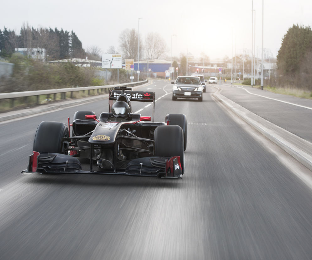 2011 Sauber C30 F1 na Gumball 3000