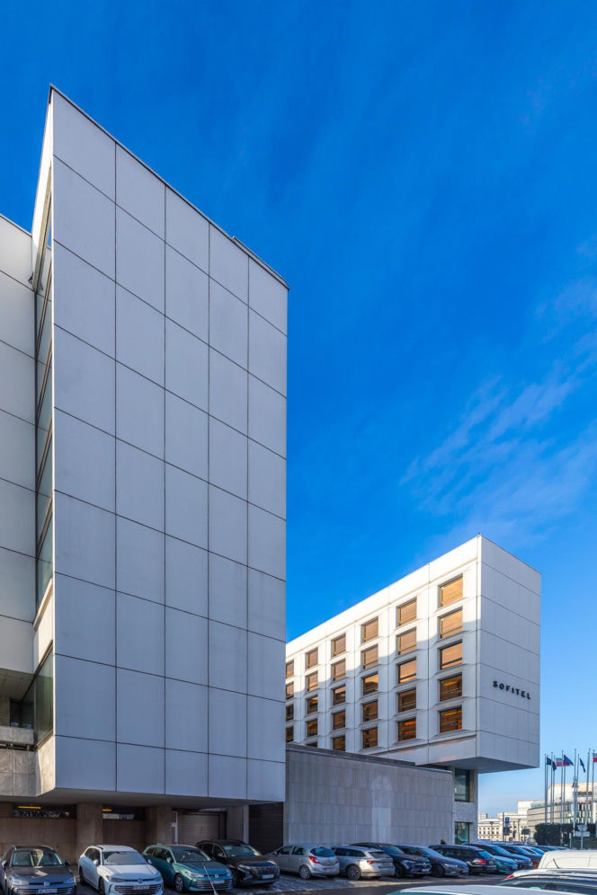 Hotel Sofitel (dawny Hotel Victoria) przy Placu Piłsudskiego w Warszawie