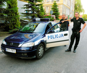 Policjanci z Olsztyna uratowali wisielca