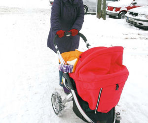 Stolica tonie w brudnej brei