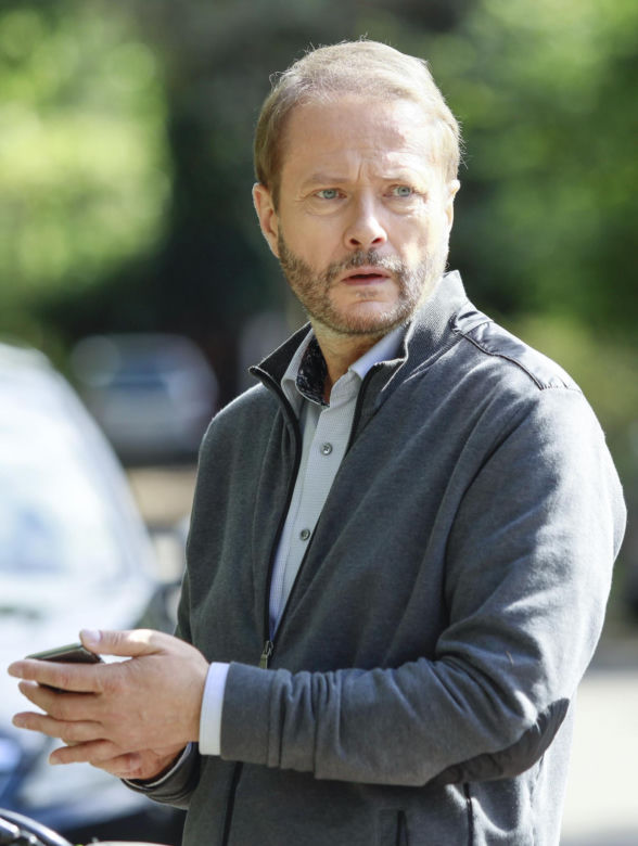 Artur Żmijewski
