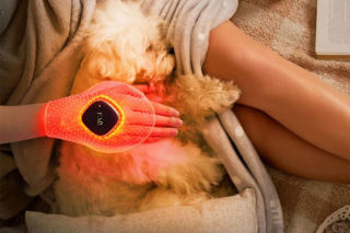 Dekolt odzyskuje blask! Jak dbać o wrażliwą skórę dekoltu?