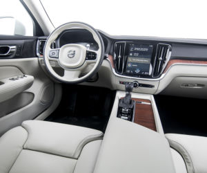 Volvo V60 Cross Country D4 190 KM AWD