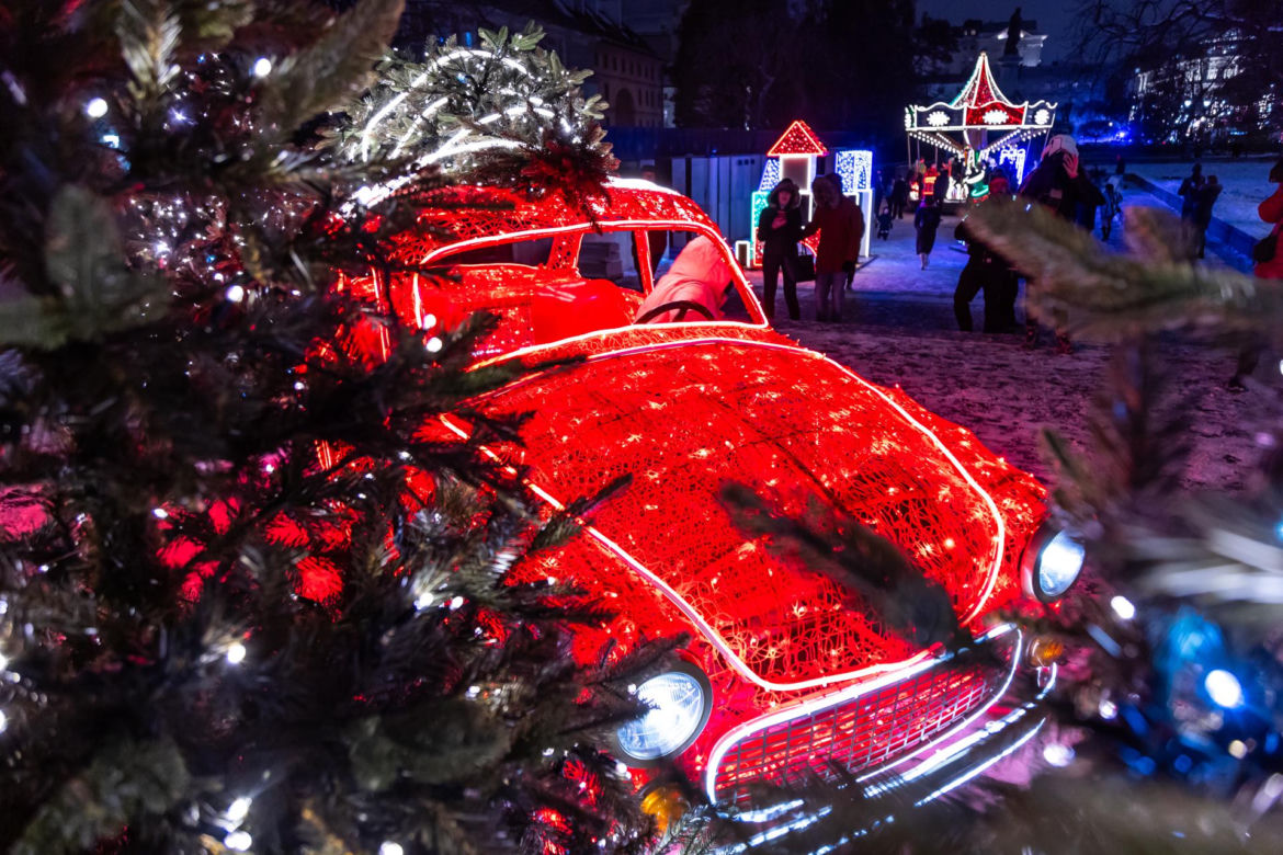 Iluminacja świąteczna 2023 w Warszawie - zdjęcia