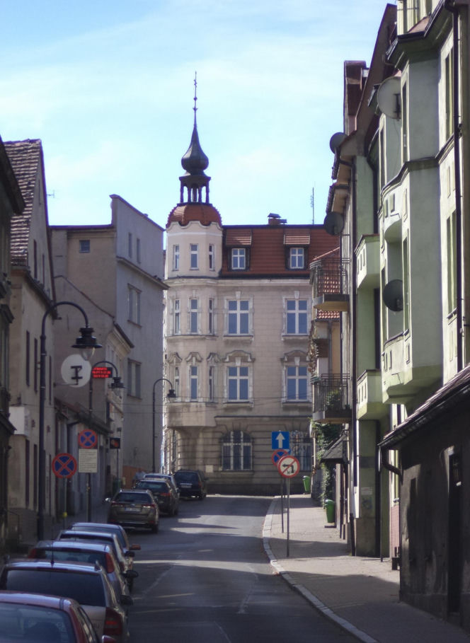To największe miasto w Polsce, którym nie rządzi prezydent. Znajduje się na Śląsku
