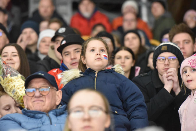 KH Energa Toruń - Unia Oświęcim 2:1! Zdjęcia kibiców i zawodników obu drużyn