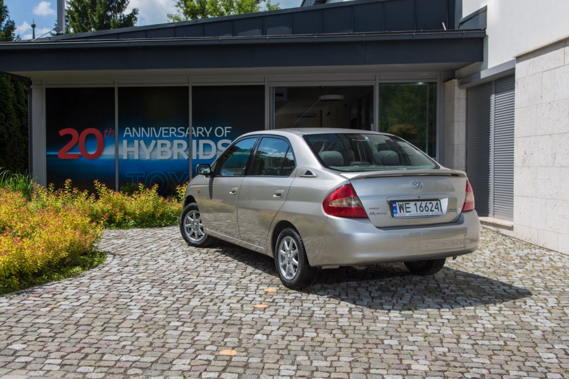 Toyota Prius Hybrid I generacja
