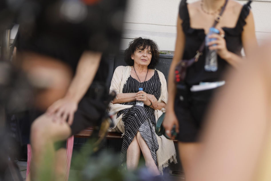 Katarzyna Grochola buszuje po planie nowego filmu