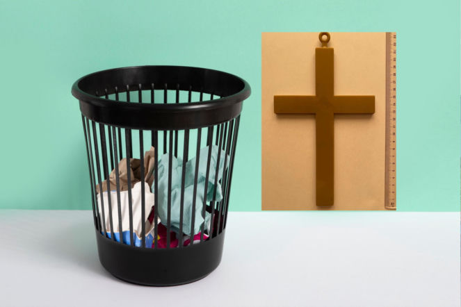 Tak wygląda krzyż z Kielna, który miał wylądować w koszu. Nowe informacje o szkolnej aferze