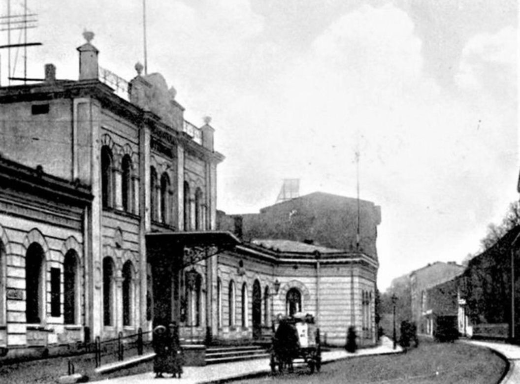 Ponad 100 lat temu bydgoszczanie zwali go Strzelnicą, ale dla kolejnych pokoleń to Kinoteatr Adria. Zmieni się zupełnie!