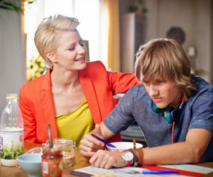 Rodzinka.pl. Natalia (Małgorzata Kożuchowska), Tomek (Maciej Musiał) 