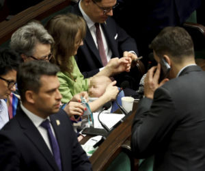 Bosakowie przyszli do Sejmu ze Stefankiem