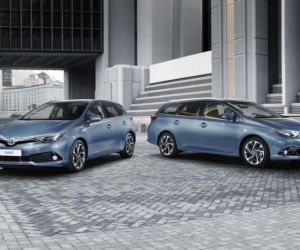 2015 Toyota Auris facelifting