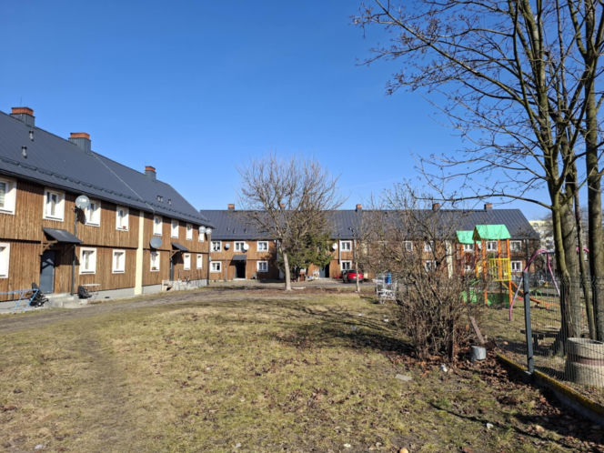 Drewniane osiedle w Sędziszowie