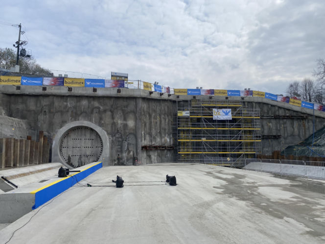 Przebito pierwszy tunel na trasie Podłęże-Piekiełko