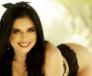 Miss BumBum aresztowana! Jechała półnago na motorze, uwodziła policjantow