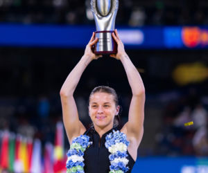 Maja Chwalińska dekoracja po wygranej w Wuhan