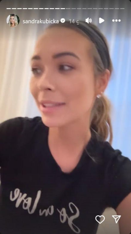 Sandra Kubicka tańczy i śpiewa na InstaStories. To chciała przekazać Baronowi?