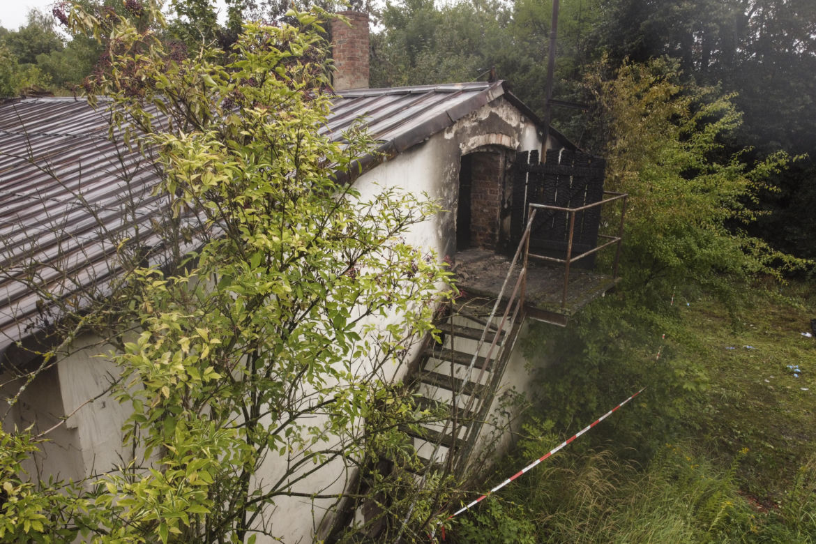 Pożar budynku w Cieszycach pod Wrocławiem