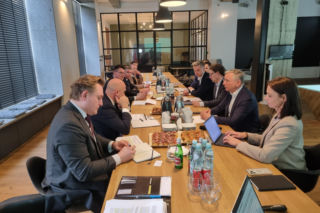 Przedstawiciele sektora obronnego spotkali się w Warszawie. Chodzi o przyszłość Polski