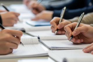 Matura i egzamin ósmoklasisty 2026 w tym samym czasie?! Zaskakująca decyzja CKE