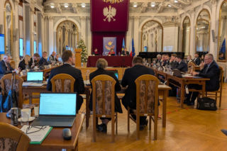 Budżet Tarnowa na 2026 przyjęty przez radnych. Nie brakowało słów krytyki