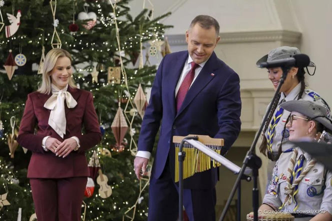 Nawrocki stał obok instrumentu i aż go kusiło! Nie mógł się powtrzymać. Nagranie krąży po sieci