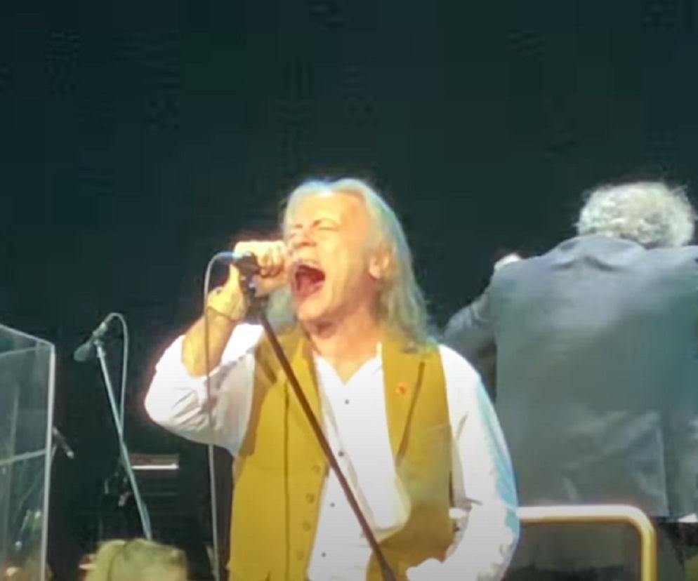 Bruce Dickinson zaśpiewał z orkiestrą numery Deep Purple [WIDEO]