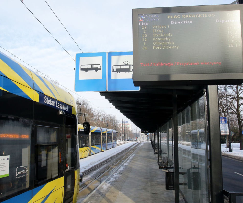 Platforma przesiadkowa na placu Rapackiego w Toruniu