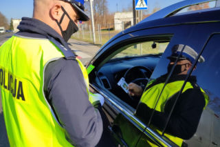 Źle zaparkował auto i teraz grozi mu więzienie! SZOKUJĄCY finał policyjnej interwencji
