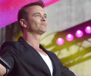 Zaczynał od rocka, dziś jest królem disco polo. Tak przez lata zmieniał się Radek Liszewski