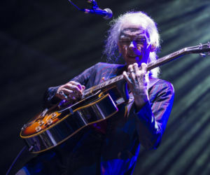 Steve Howe z zespołu Yes ma problemy zdrowotne. Tak teraz wygląda