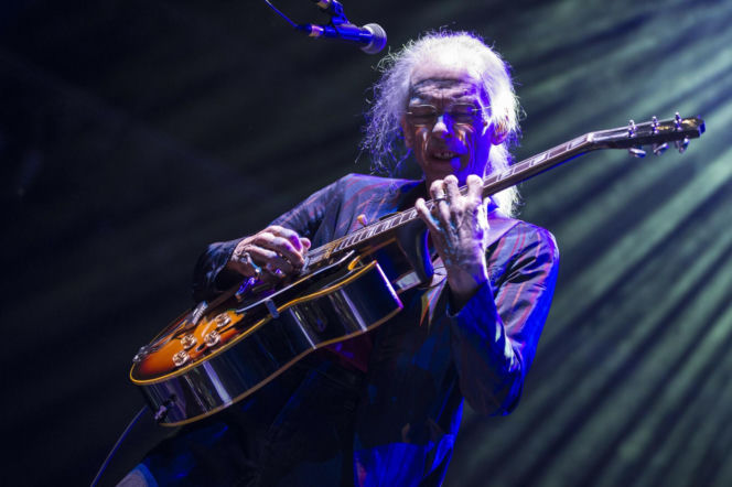 Steve Howe z zespołu Yes ma problemy zdrowotne. Tak teraz wygląda