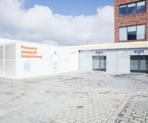 Szpital tymczasowy we Wrocławiu zaczyna przyjmować pierwszych pacjentów