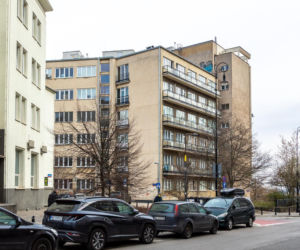 Wieżowiec przy ul. Sewerynów 4 w Warszawie