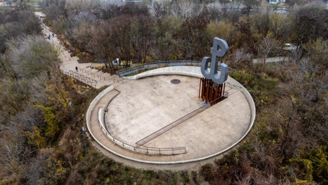 Park Akcji "Burza" w jesiennej odsłonie