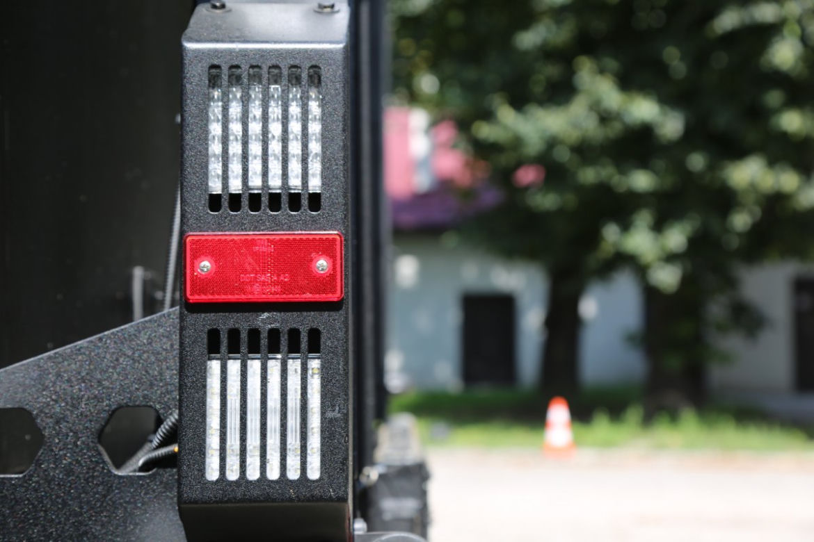 Małopolska. Policja kupiła prawdziwego potwora. Terroryści bez szans