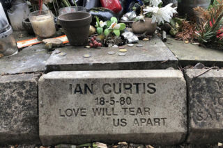 Mroczne proroctwo Iana Curtisa. Stworzył hymn Joy Division, zanim przeczytał książkę J.G. Ballarda