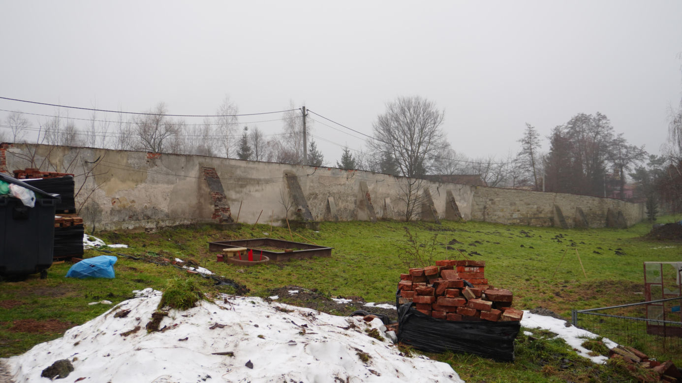 Benedyktynki sprzedają ekologiczne karpie w XIII-wiecznym klasztorze w Staniątkach. To już wielowiekowa tradycja 