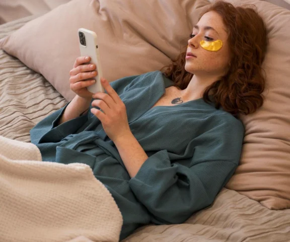 Te nawyki sabotują twój zdrowy sen. Pozbądź się ich jak najszybciej 