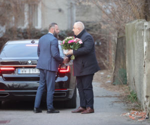 Jacek Sasin pamiętał o żonie w Dzień Kobiet