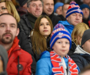 KH Energa Toruń - Unia Oświęcim 2:1! Zdjęcia kibiców i zawodników obu drużyn