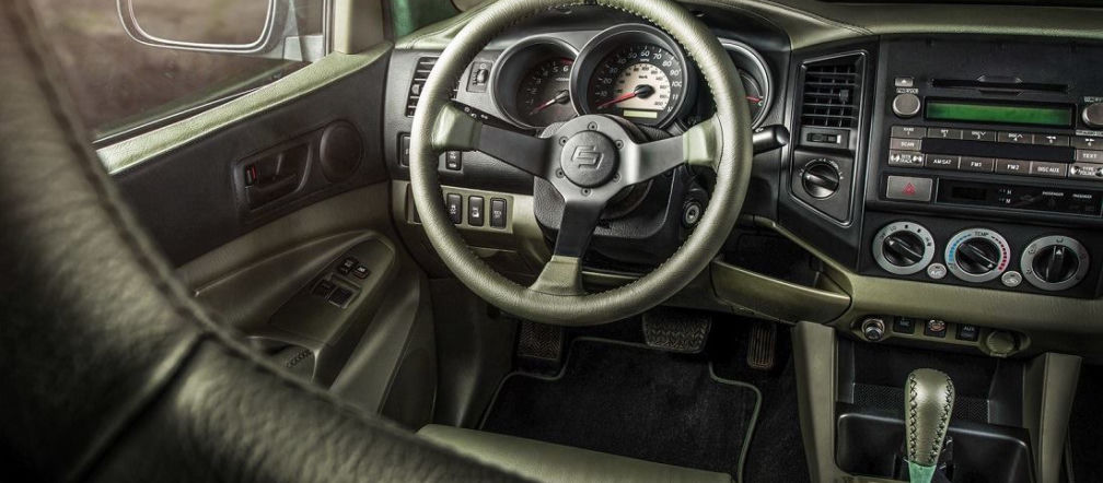 Toyota Tacoma od Carlex Design