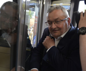 Ujawniamy kulisy posiedzenia klubu PiS w siedzibie partii